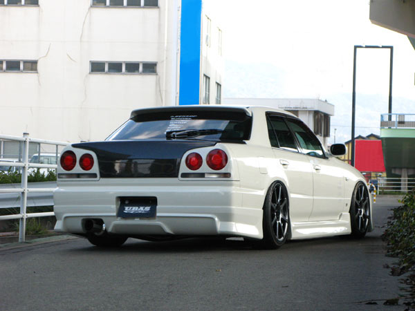 URAS - R34 Skyline 4Dr Roof Spoiler