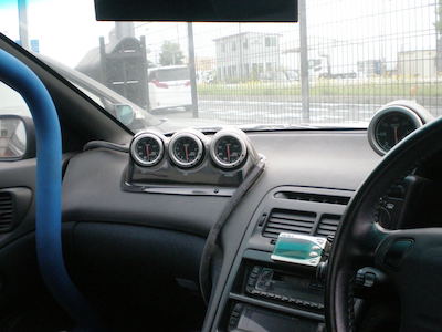 Border Racing TRI-EYE meter panel offset Z32