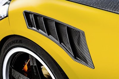 Top Secret RZ34 Dry Carbon Front Fender Duct