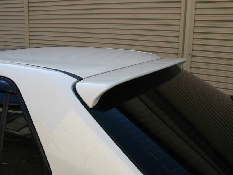 URAS - R34 Skyline 4 Door Roof Wing