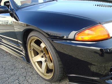 Bee R Front fender for BNR32 FRP