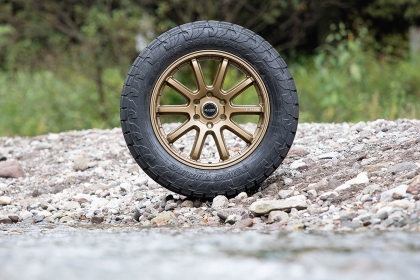 JAOS TRIBE CROSS 20×9.0J+55 6H139.7 Titanium Gold