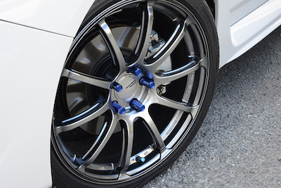 Kics LEGGDURA RACING Shell Type Lock & Nut Set (Nut16p & Lock4p)