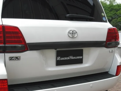 Road House  Land Cruiser 200 KADDIS Rear Garnish FRP