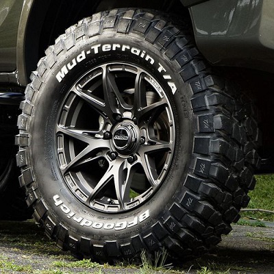 RAYS VERSUS VV21SX 6 HOLE MODEL (17 inch)