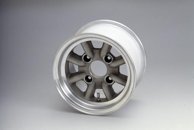 RS Watanabe 8 Spoke Magnesium - 10 Inch