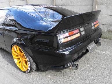 PentRoof Fairlady Z Z32 Duck Tail Spoiler