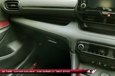 GRAZIO GR Yaris Dash Garnish Main