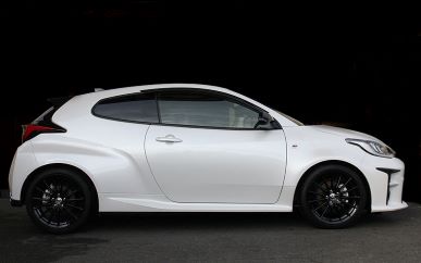 APEXI LOW DOWN SPRING FOR GR-YARIS