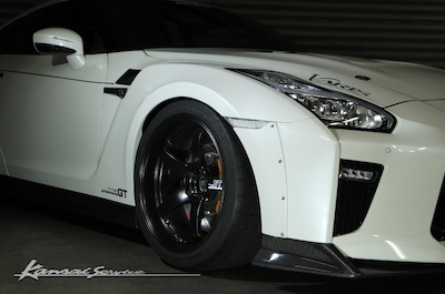 Kansai Service Front wide fender GT-R R35